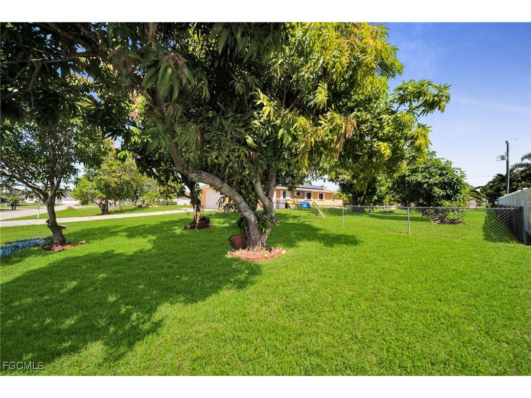 1151 SW 45th Terrace Cape Coral FL 33914 2025005516 image6