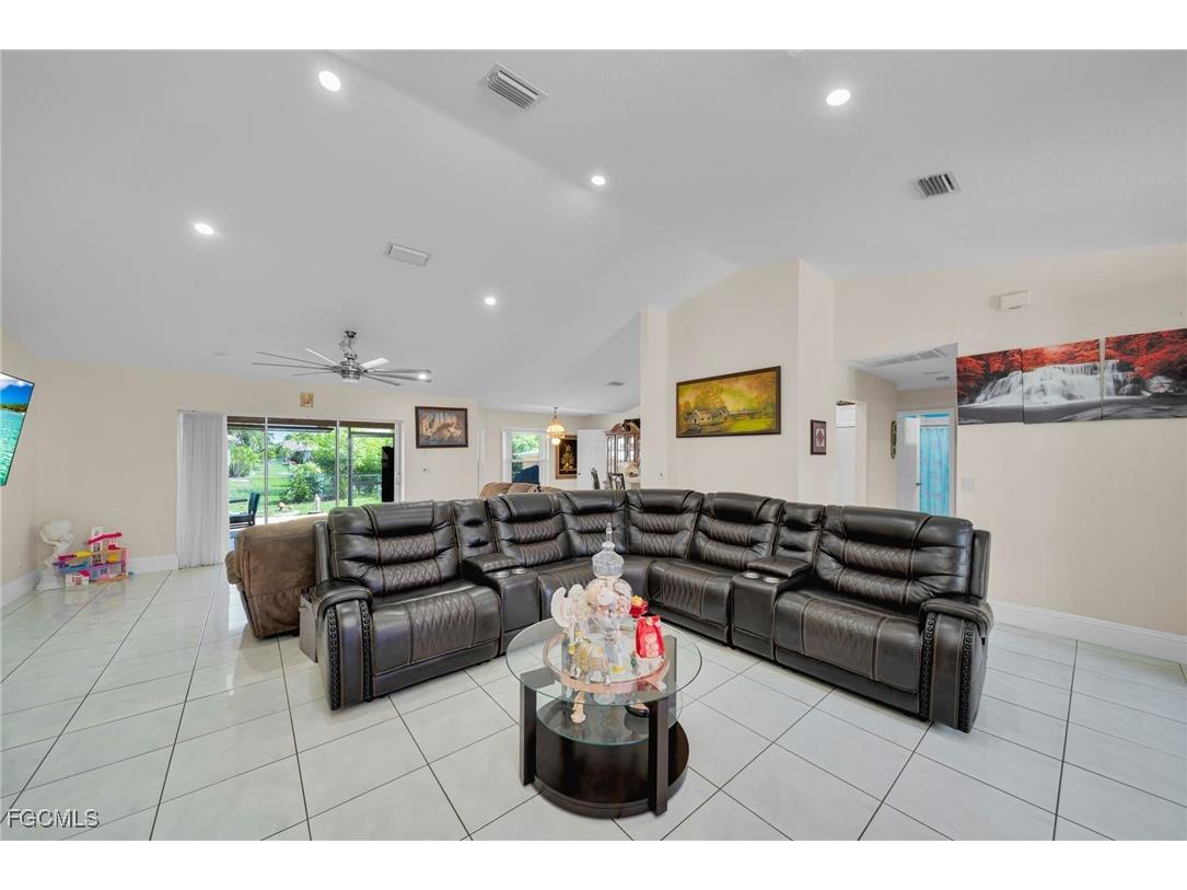 1151 SW 45th Terrace Cape Coral FL 33914 2025005516 image8