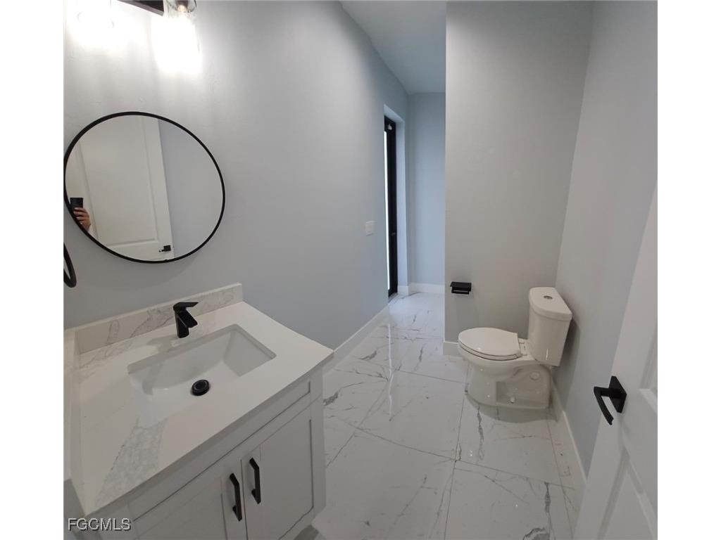 1151 SW 4th Lane Cape Coral FL 33991 2025011232 image11