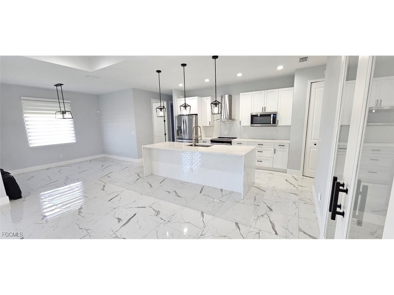 1151 SW 4th Lane Cape Coral FL 33991 2025011232 image4