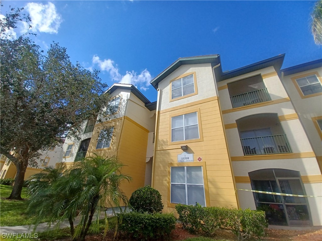 11510 Villa Grand #405 Fort Myers FL 33913 223045444 image1