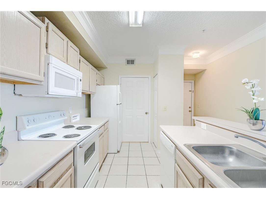 11510 Villa Grand #421 Fort Myers FL 33913 2025012452 image20