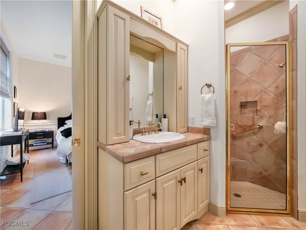 11511 Compass Point Drive Fort Myers FL 33908 2025008449 image40