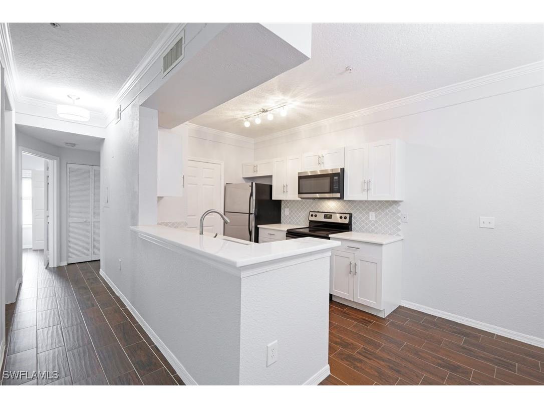 11511 Villa Grand #517 Fort Myers FL 33913 224085894 image1