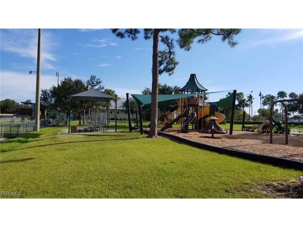 1151219204 Devonia Circle North Port FL 34288 2025022998 image24