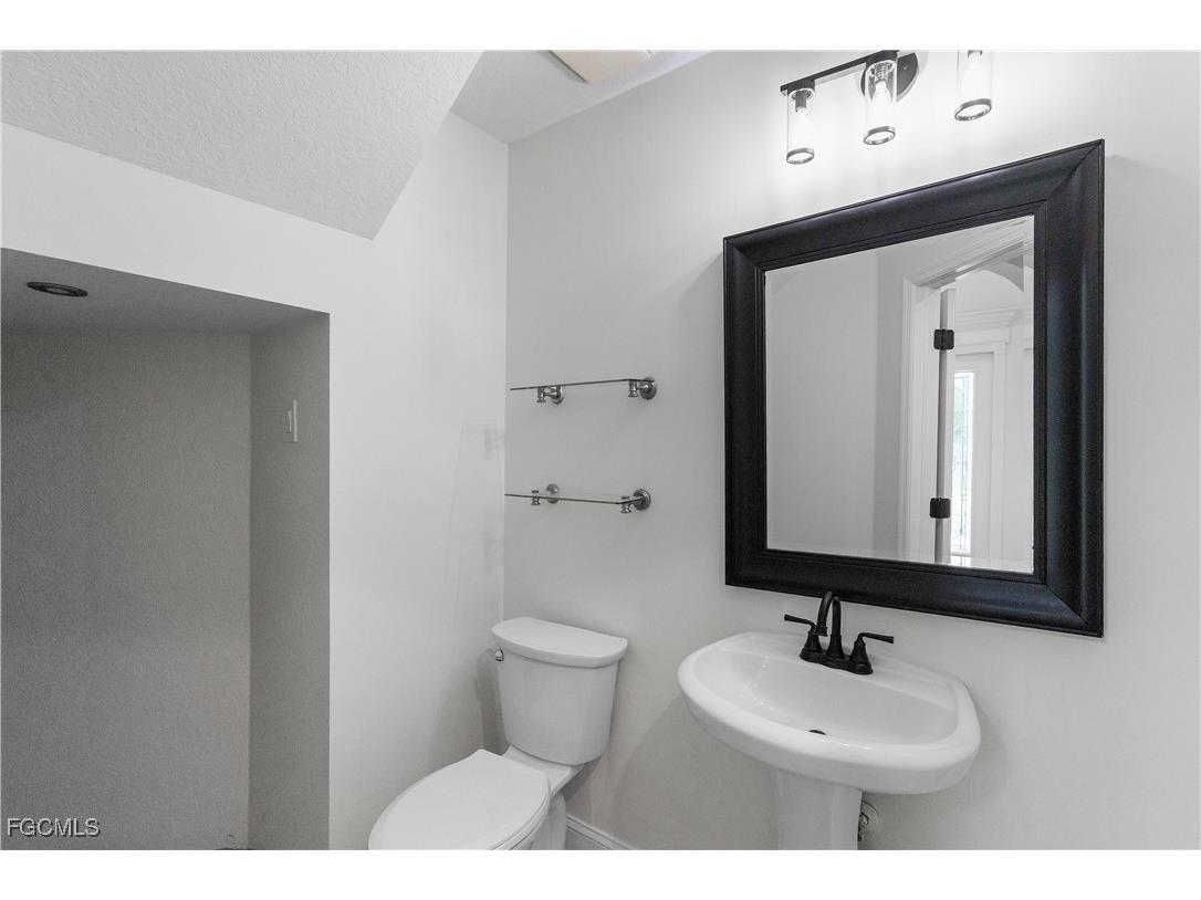 11519 Gainsborough Way Lehigh Acres FL 33971 2025007844 image14