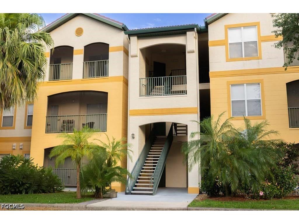 11521 Villa Grand #911 Fort Myers FL 33913 2026019987 image1