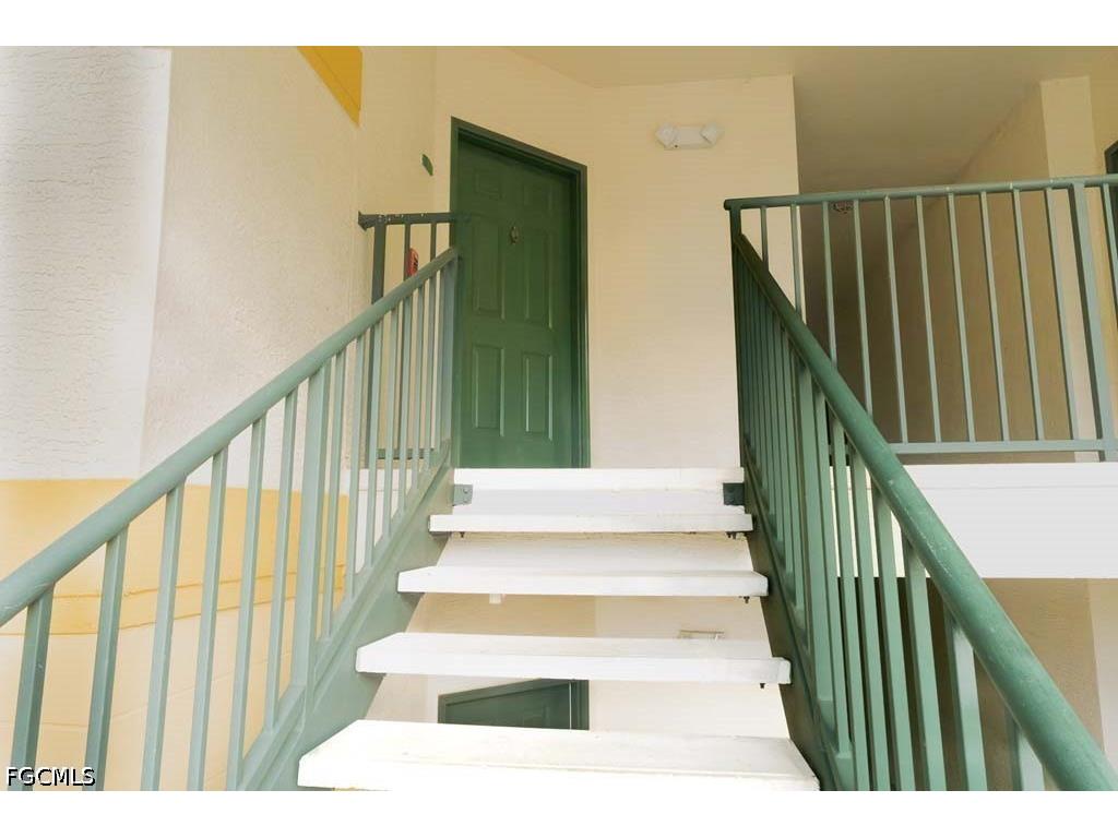 11521 Villa Grand #911 Fort Myers FL 33913 2026019987 image3