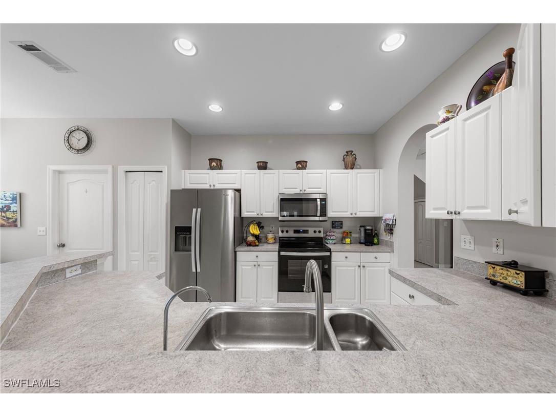 11528 Woodmount Lane Estero FL 33928 225077141 image15