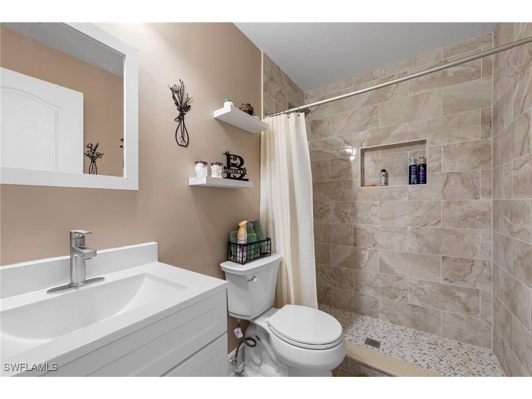 11528 Woodmount Lane Estero FL 33928 225077141 image29