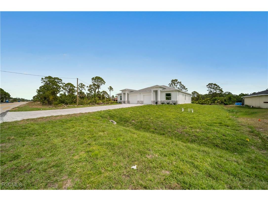 1153-1155 Countess Avenue Lehigh Acres FL 33974 2025019840 image10