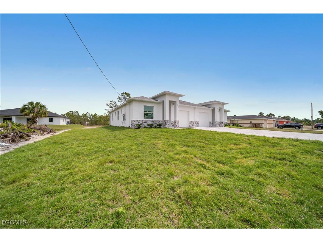 1153 Countess Avenue Lehigh Acres FL 33974 2025020938 image8