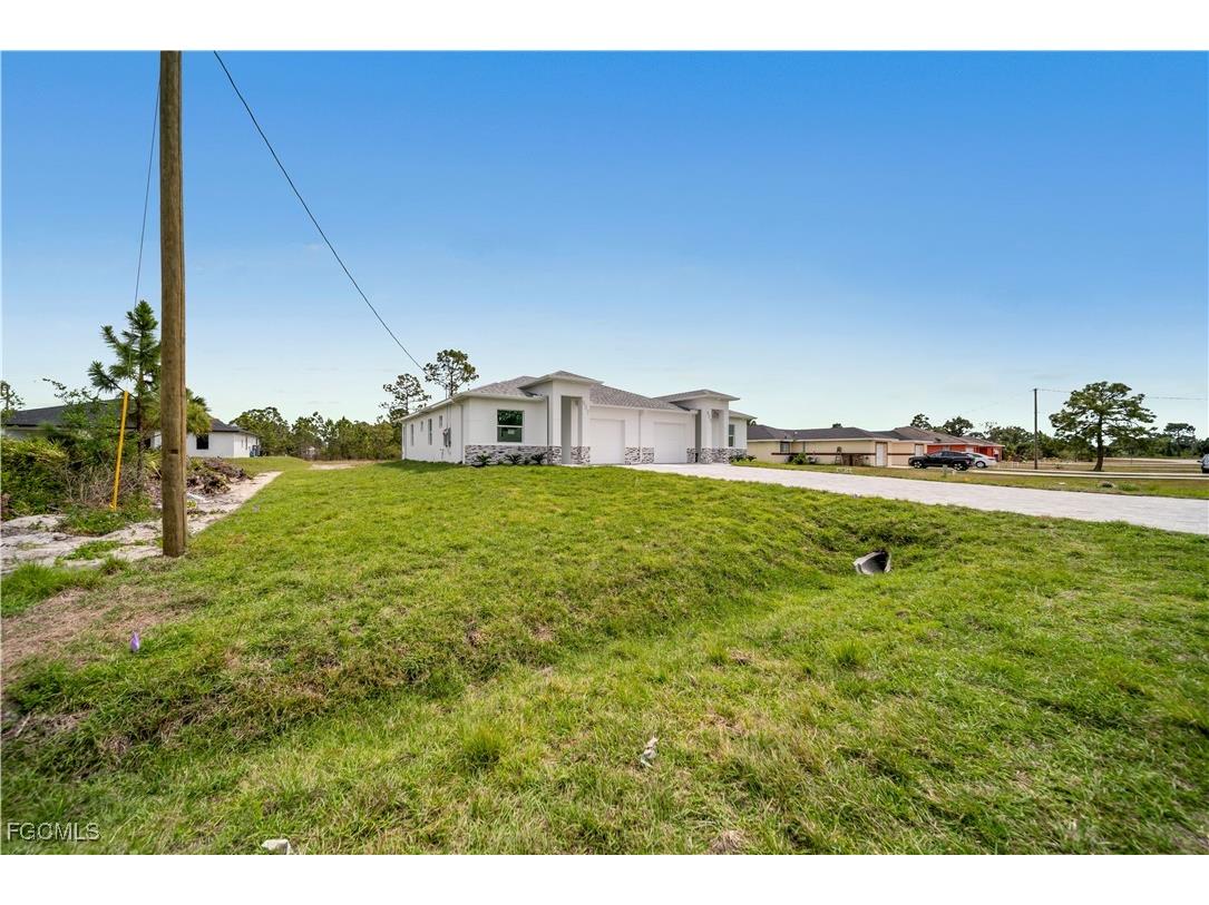 1153 Countess Avenue Lehigh Acres FL 33974 2025020938 image9