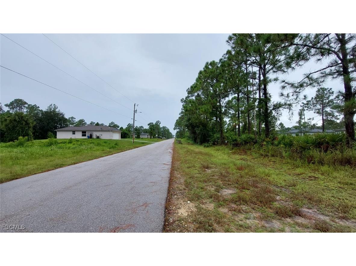 1153 Dutchess Street E Lehigh Acres FL 33974 2025007523 image3