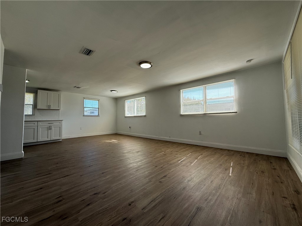 1154 Gamble Street Moore Haven FL 33471 2025021089 image2