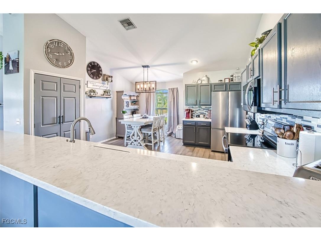 1154 NW 6th Place Cape Coral FL 33993 2025018169 image9