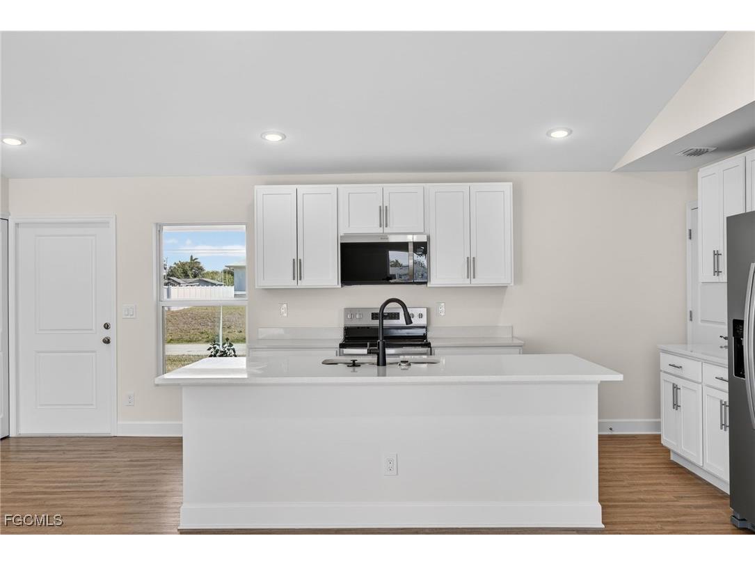 1154 NW 7th Place Cape Coral FL 33993 2026005417 image10