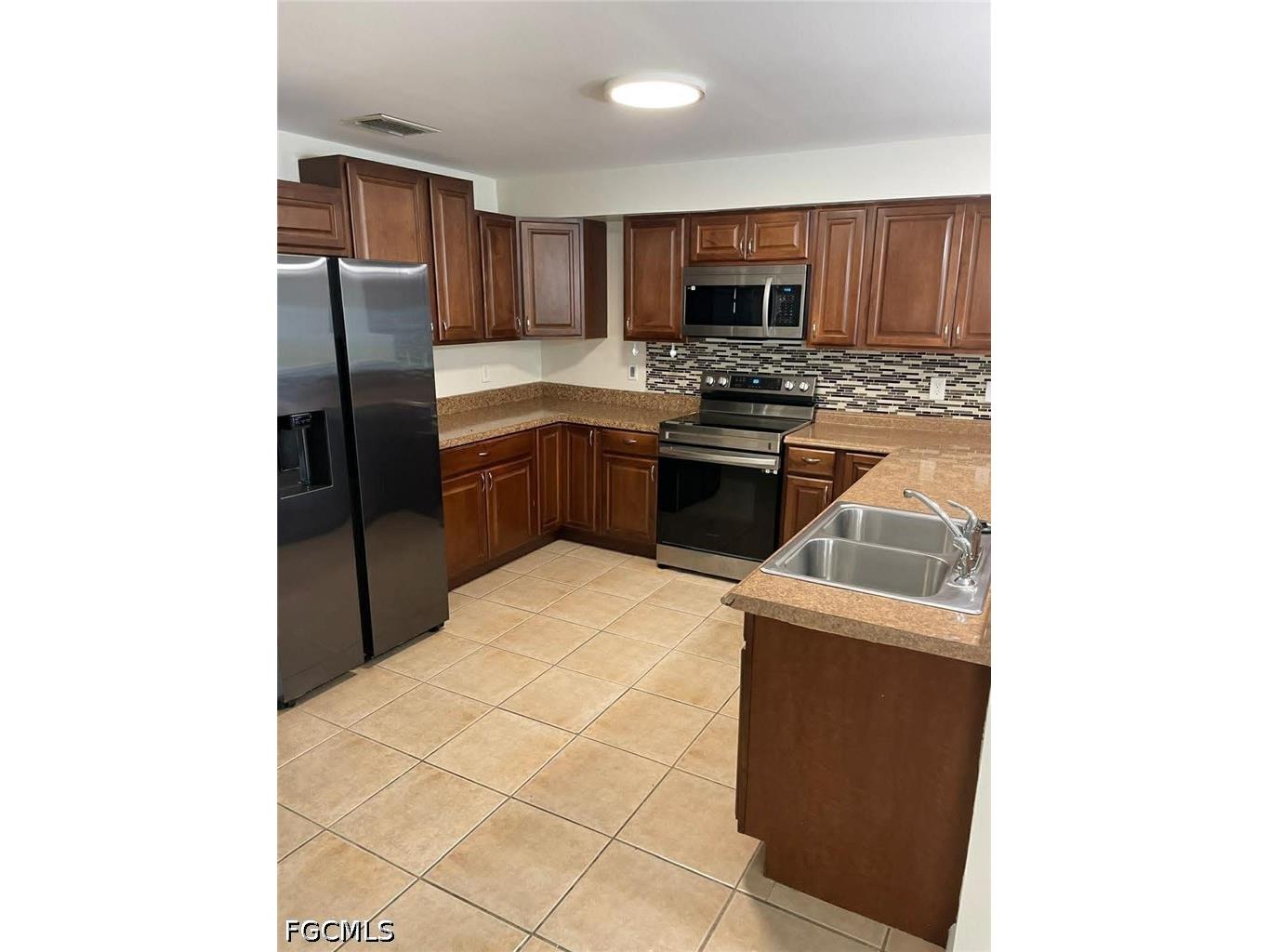 1154 SW 47th Terrace Cape Coral FL 33914 2026020753 image2