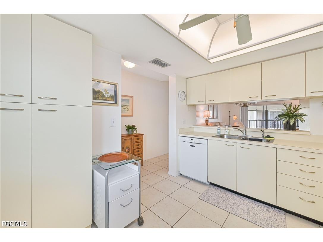 11540 Caravel Circle #3030 Fort Myers FL 33908 2026022850 image18