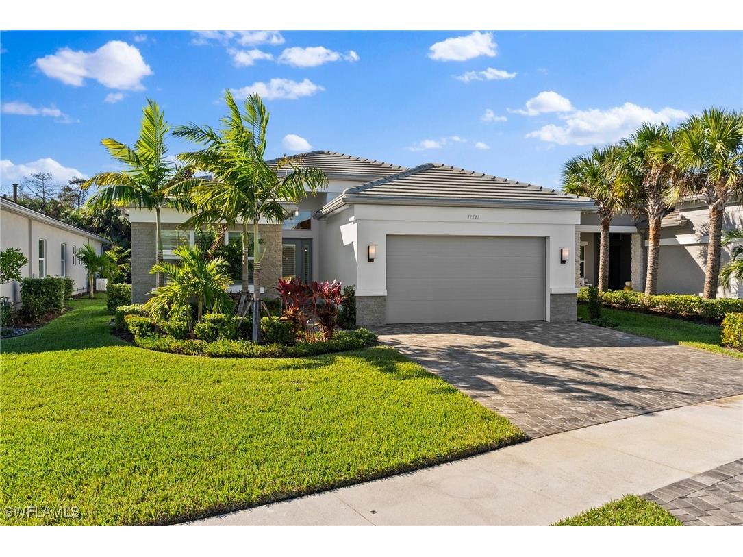 11541 Coronado Way Naples FL 34120 224094186 image1