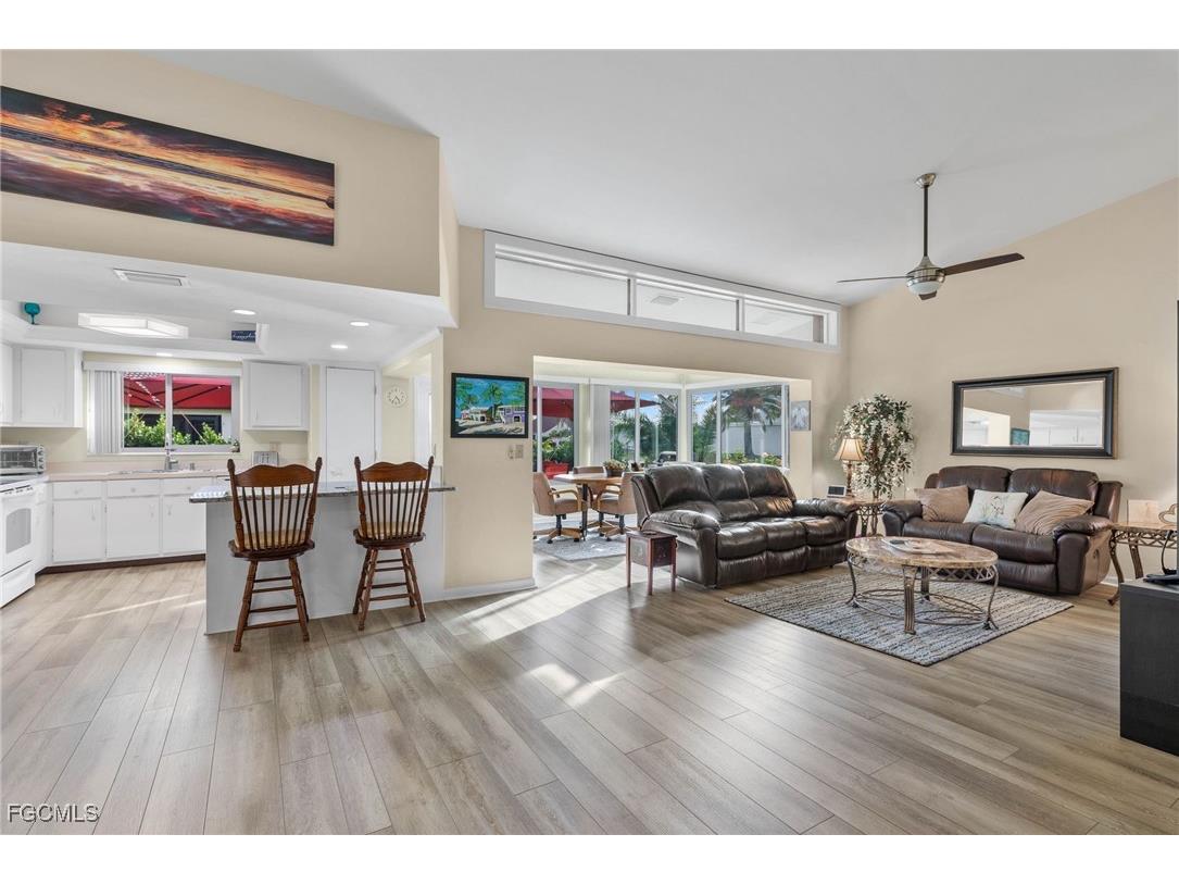 11545 Cinnamon Cove Boulevard Fort Myers FL 33908 2025018982 image4