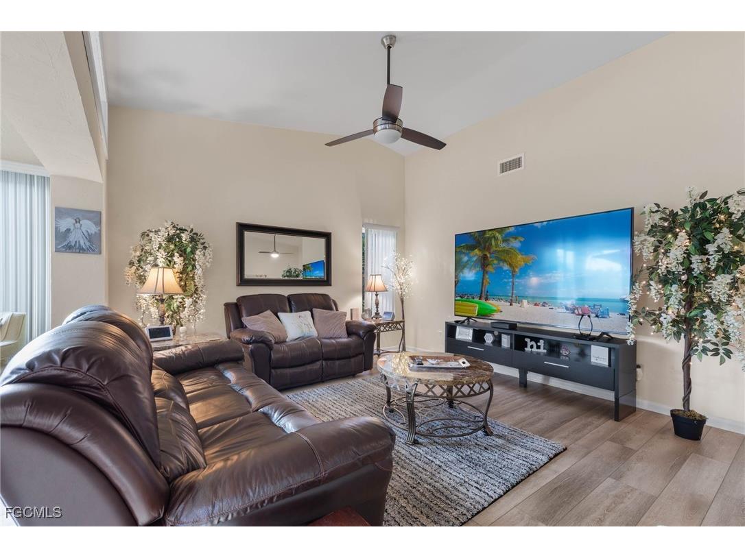 11545 Cinnamon Cove Boulevard Fort Myers FL 33908 2025018982 image6