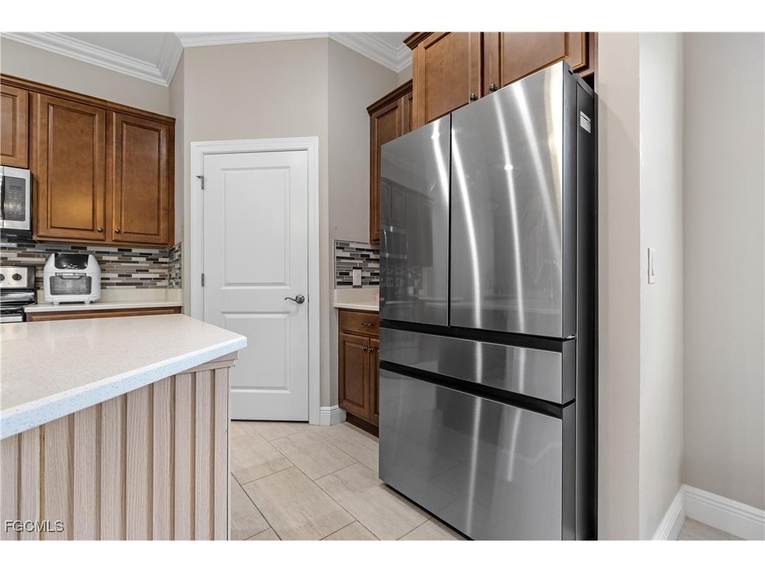 11546 Onyx Circle Fort Myers FL 33913 2025021496 image18