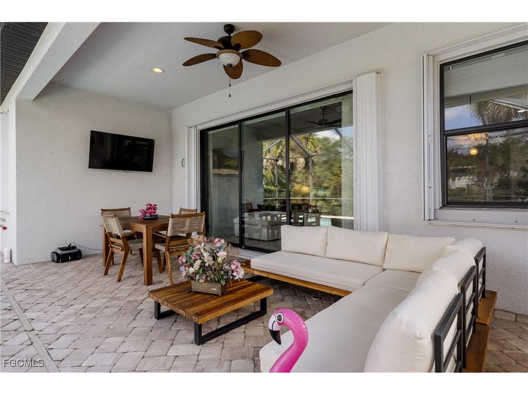 11546 Onyx Circle Fort Myers FL 33913 2025021496 image4