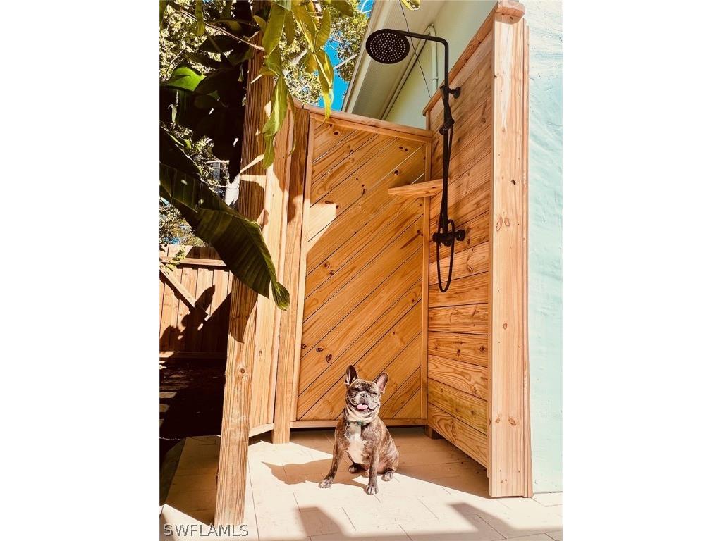 1155 12th Street N Naples FL 34102 226007603 image16