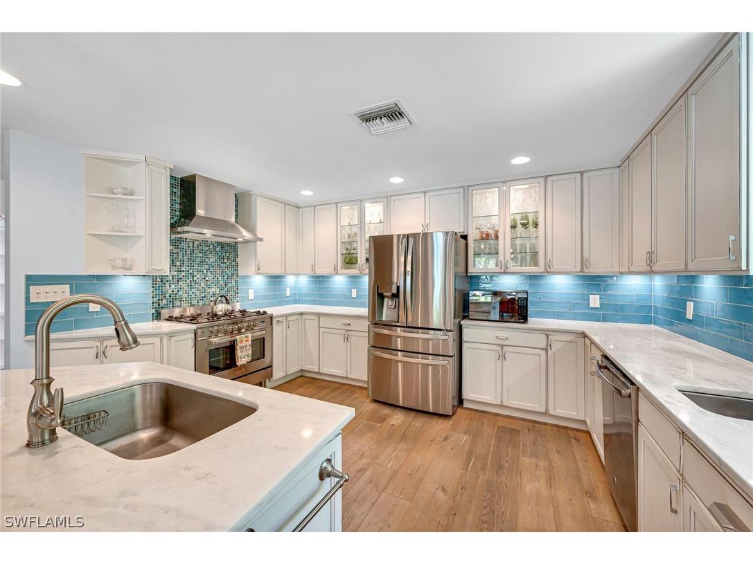 1155 12th Street N Naples FL 34102 226007603 image5