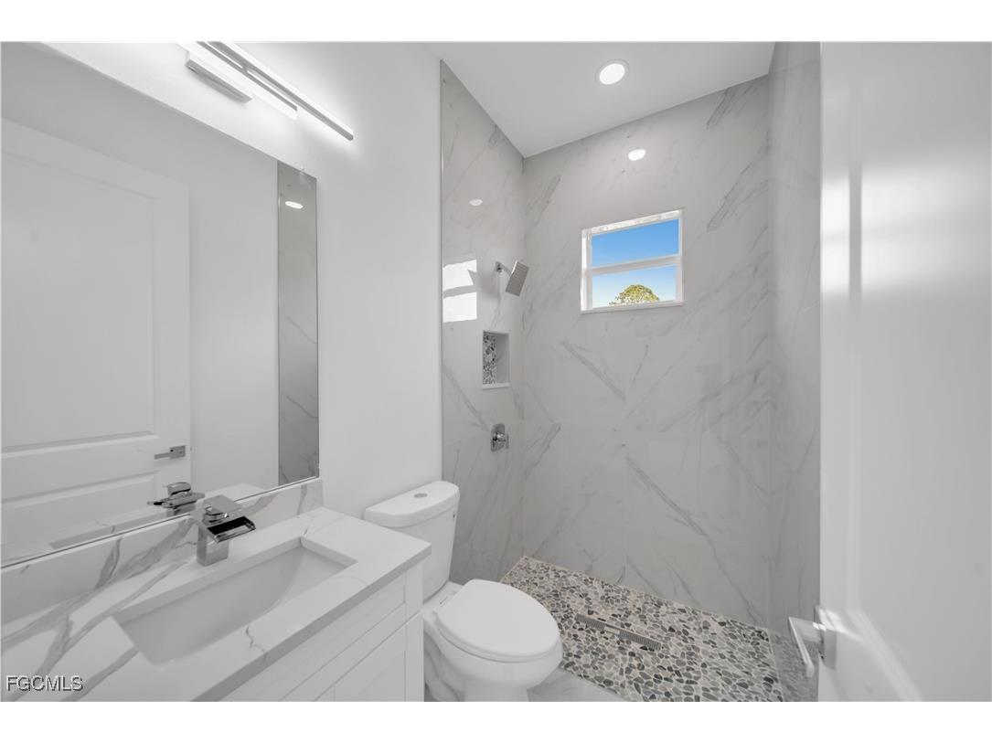 1155 Countess Avenue Lehigh Acres FL 33974 2025021061 image29