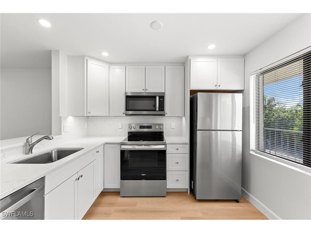 1155 Rosemary Court #B207 Naples FL 34103 225073151 image1