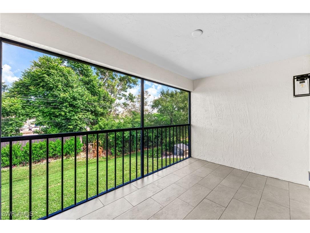 1155 Rosemary Court #B207 Naples FL 34103 225073151 image21