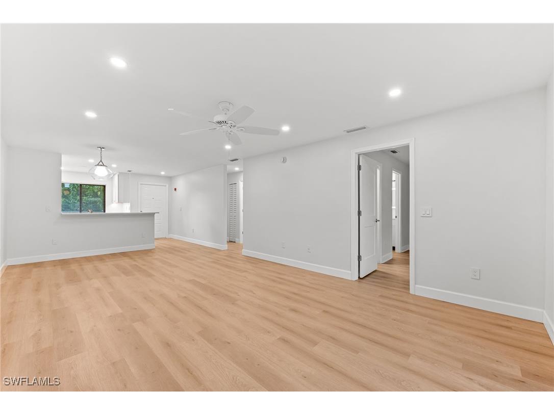 1155 Rosemary Court #B207 Naples FL 34103 225073151 image9