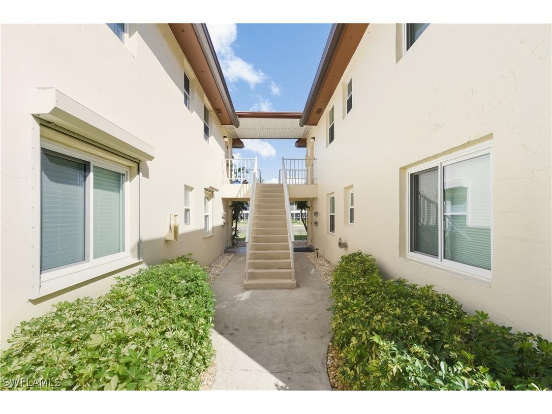 1155 Sandpiper Street #B7 Naples FL 34102 226007763 image25