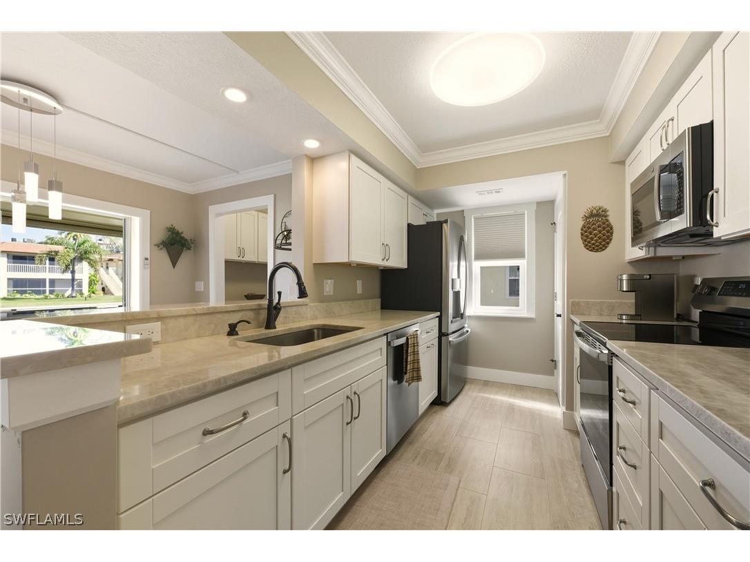1155 Sandpiper Street #B7 Naples FL 34102 226007763 image4