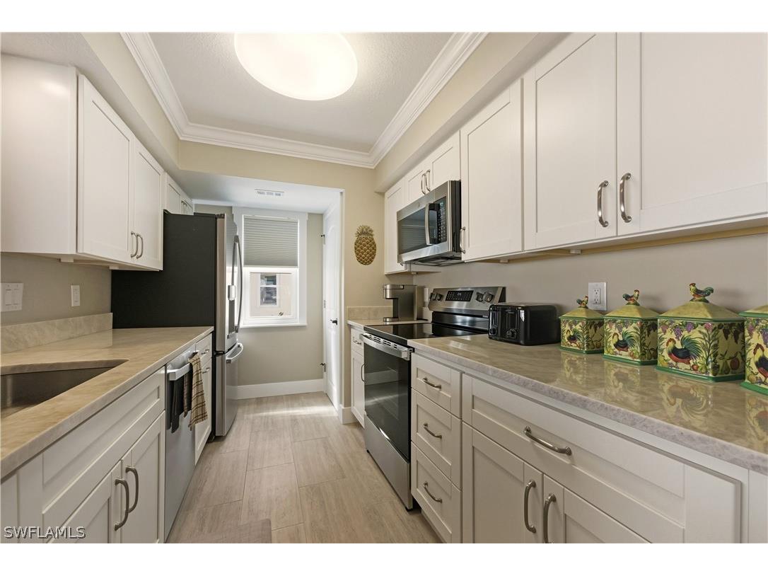 1155 Sandpiper Street #B7 Naples FL 34102 226007763 image5