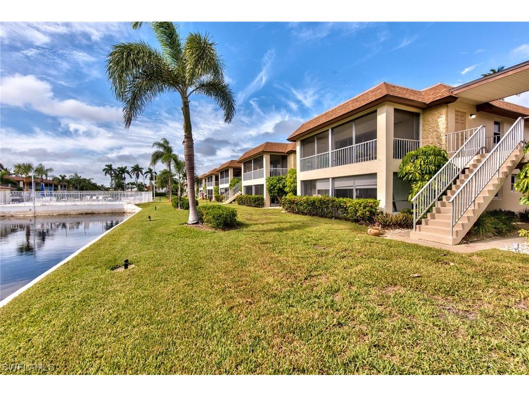 1155 Sandpiper Street #E2 Naples FL 34102 223084460 image1