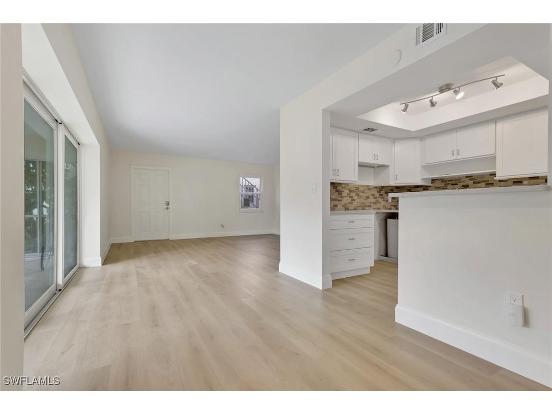 1155 Sandpiper Street #E3 Naples FL 34102 225074898 image17