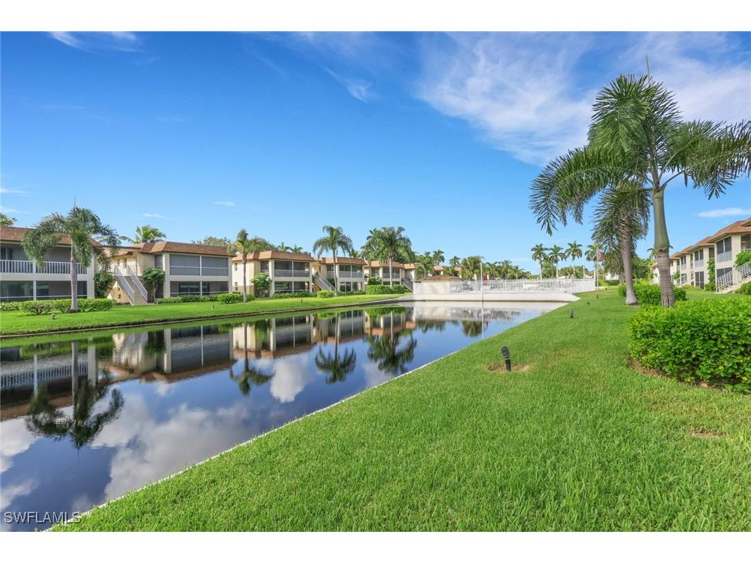 1155 Sandpiper Street #E3 Naples FL 34102 225074898 image5