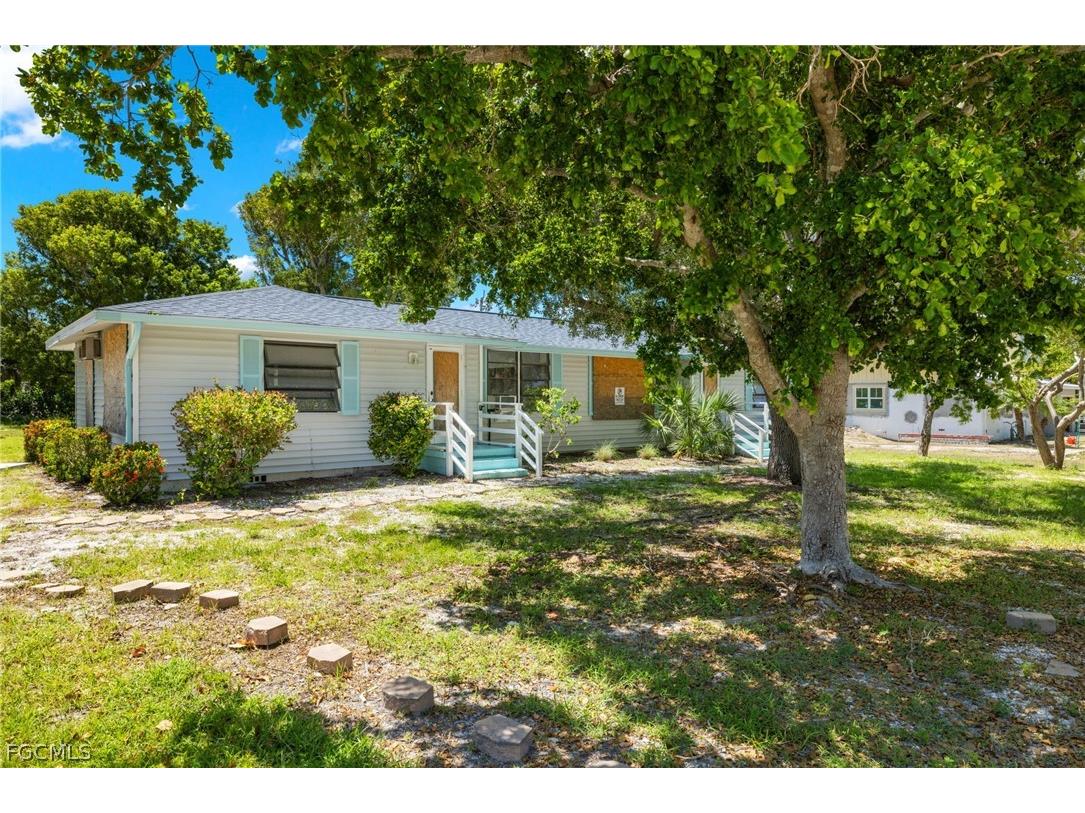 1155 Seagrape Lane Sanibel FL 33957 2026010785 image13