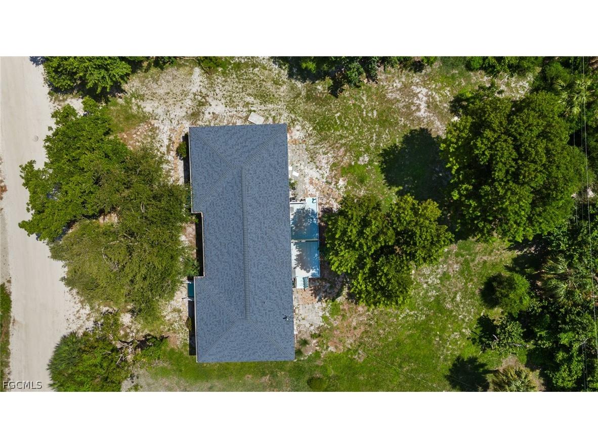 1155 Seagrape Lane Sanibel FL 33957 2026010785 image15