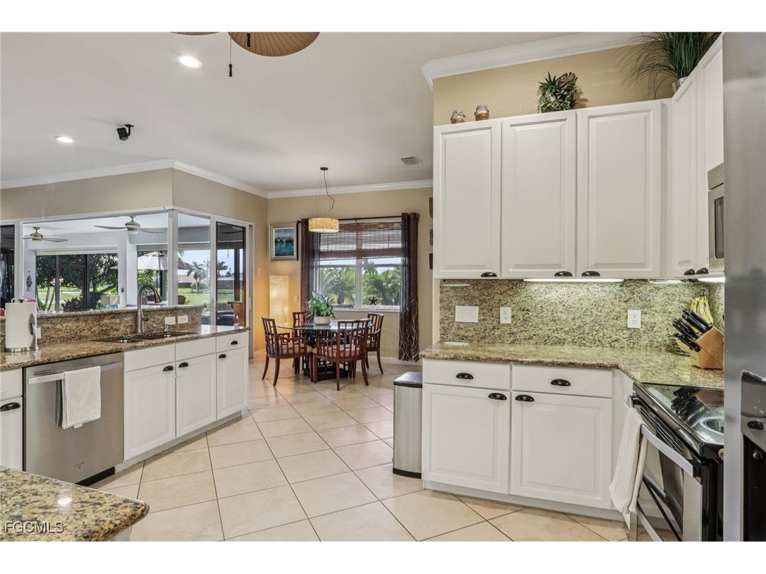 11558 Royal Tee Circle Cape Coral FL 33991 2025012683 image17
