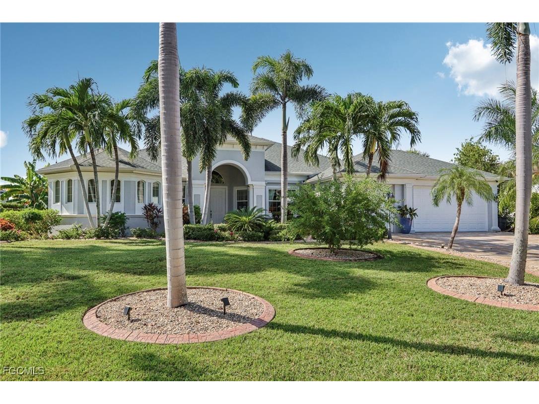 11558 Royal Tee Circle Cape Coral FL 33991 2025012683 image3