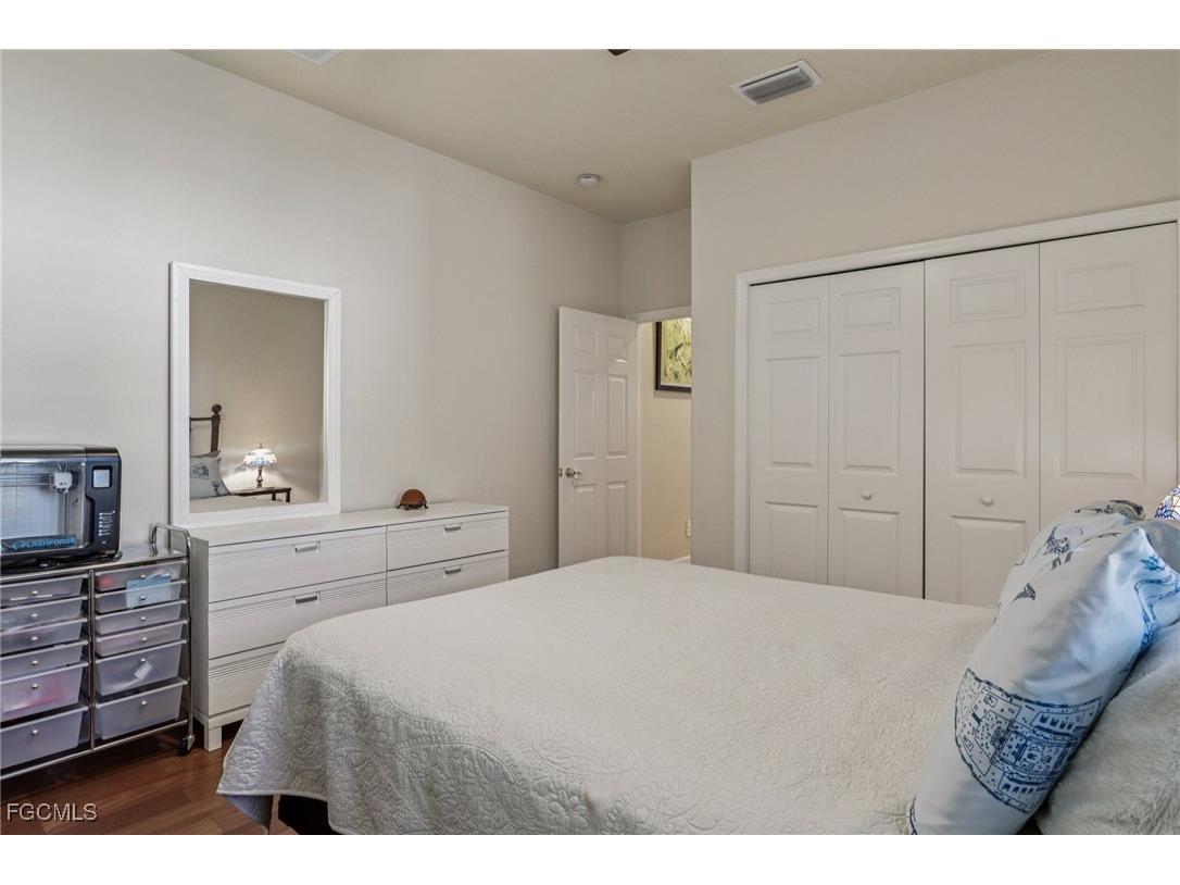 11558 Royal Tee Circle Cape Coral FL 33991 2025012683 image31