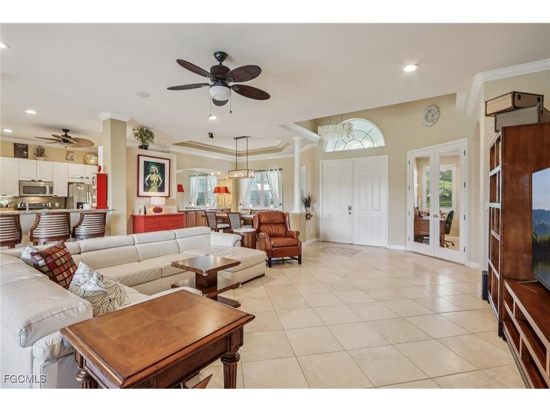 11558 Royal Tee Circle Cape Coral FL 33991 2025012683 image9