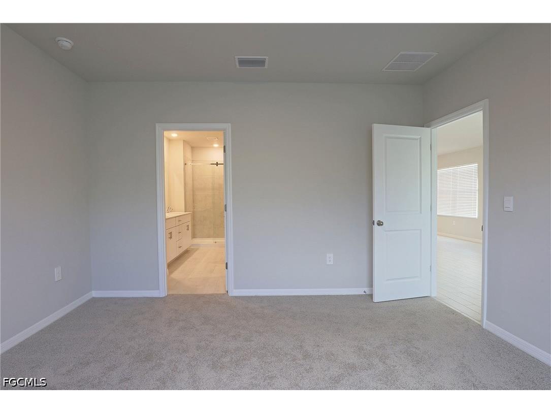 1156 Brooklands Drive Fort Myers FL 33905 2026018402 image10