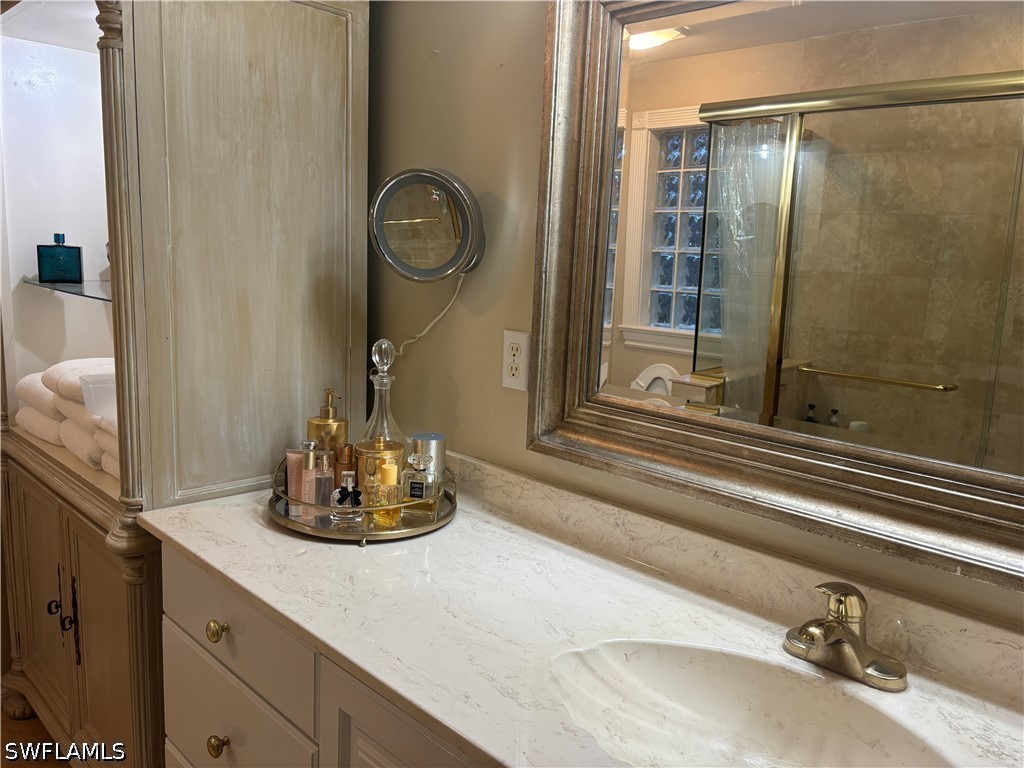 1156 Oakes Boulevard Naples FL 34119 226016878 image31