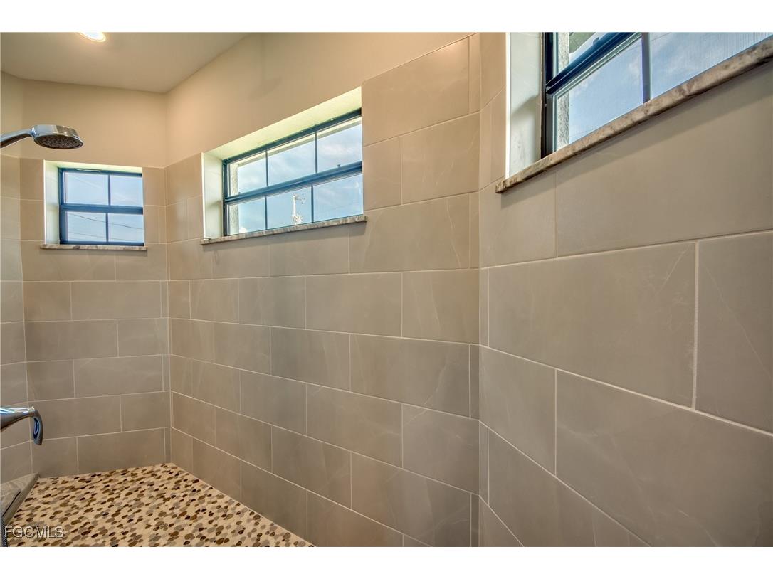 1156 SW 39th Terrace Cape Coral FL 33914 2026002109 image36