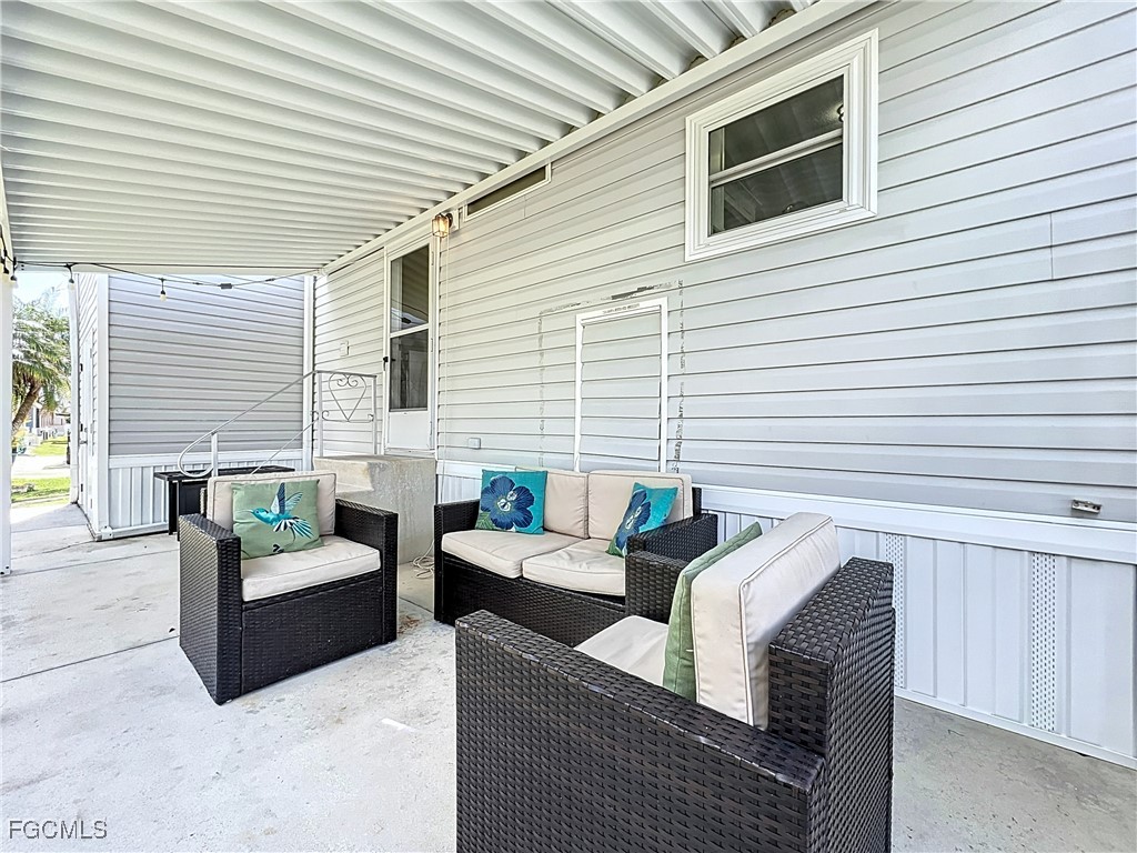 11561 Blue Warbler Drive Fort Myers FL 33908 2025012692 image19